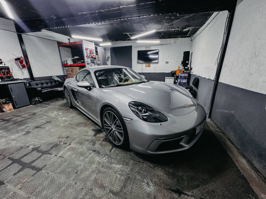 Шумовиброизоляция Porsche Cayman 