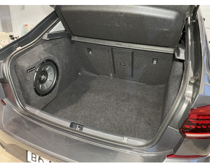 Короб стелс Skoda Rapid / VW Polo Лифтбек (2010 - н.в.) под 12